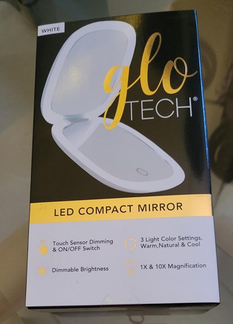 Glo Compact with Lights